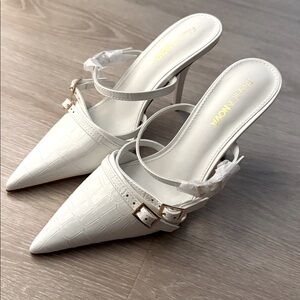 Claire Buckle Heeled Mules NEW 🏷️